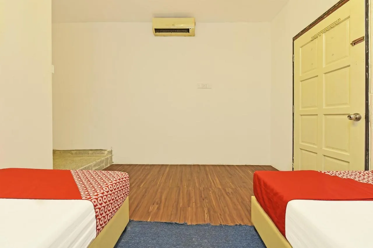F Hotel Sungai Dua Bukit