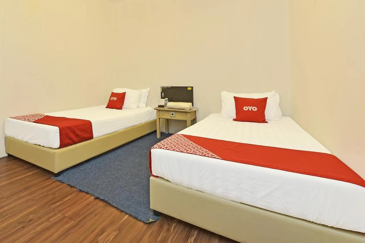 F Hotel Sungai Dua Bukit 2*,  Malajzia