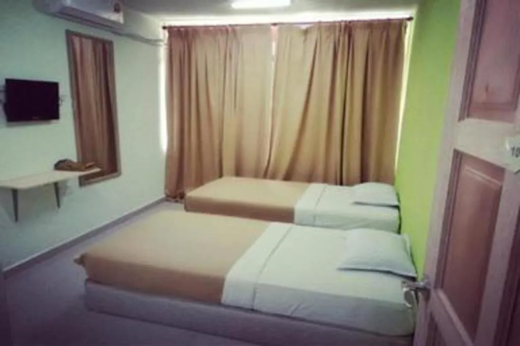 F Hotel Sungai Dua Bukit