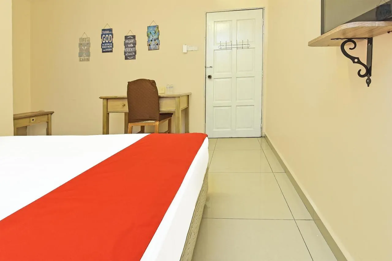 **  F Hotel Sungai Dua Bukit Malaysia