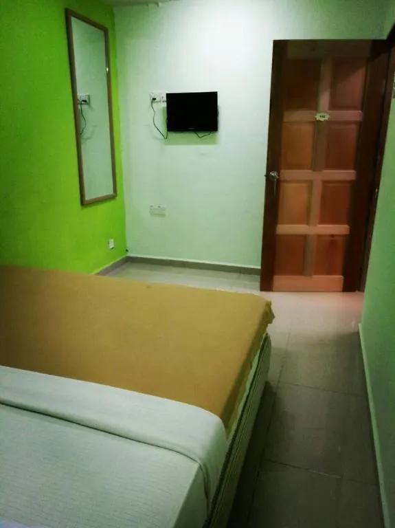 **  F Hotel Sungai Dua Bukit Malaysia